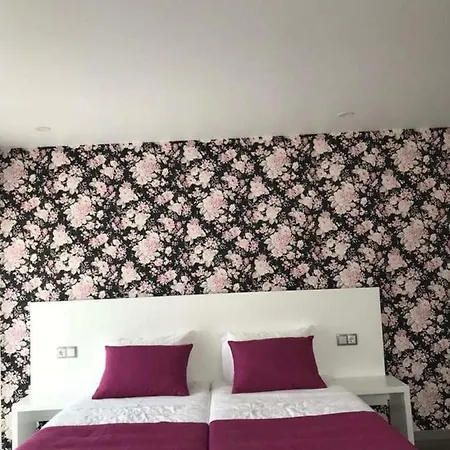 Guest house Pinoyhouse 3*